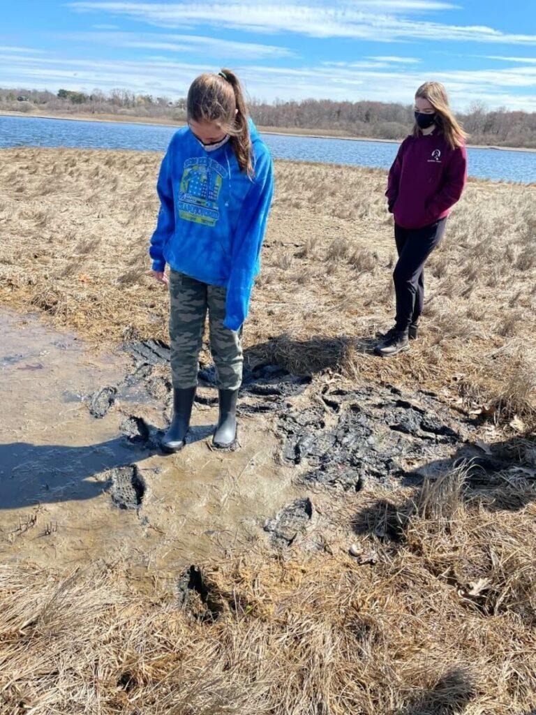 Quest Montessori Middle School Estuary Field Studies